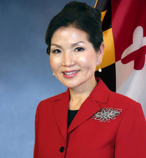 Yumi Hogan