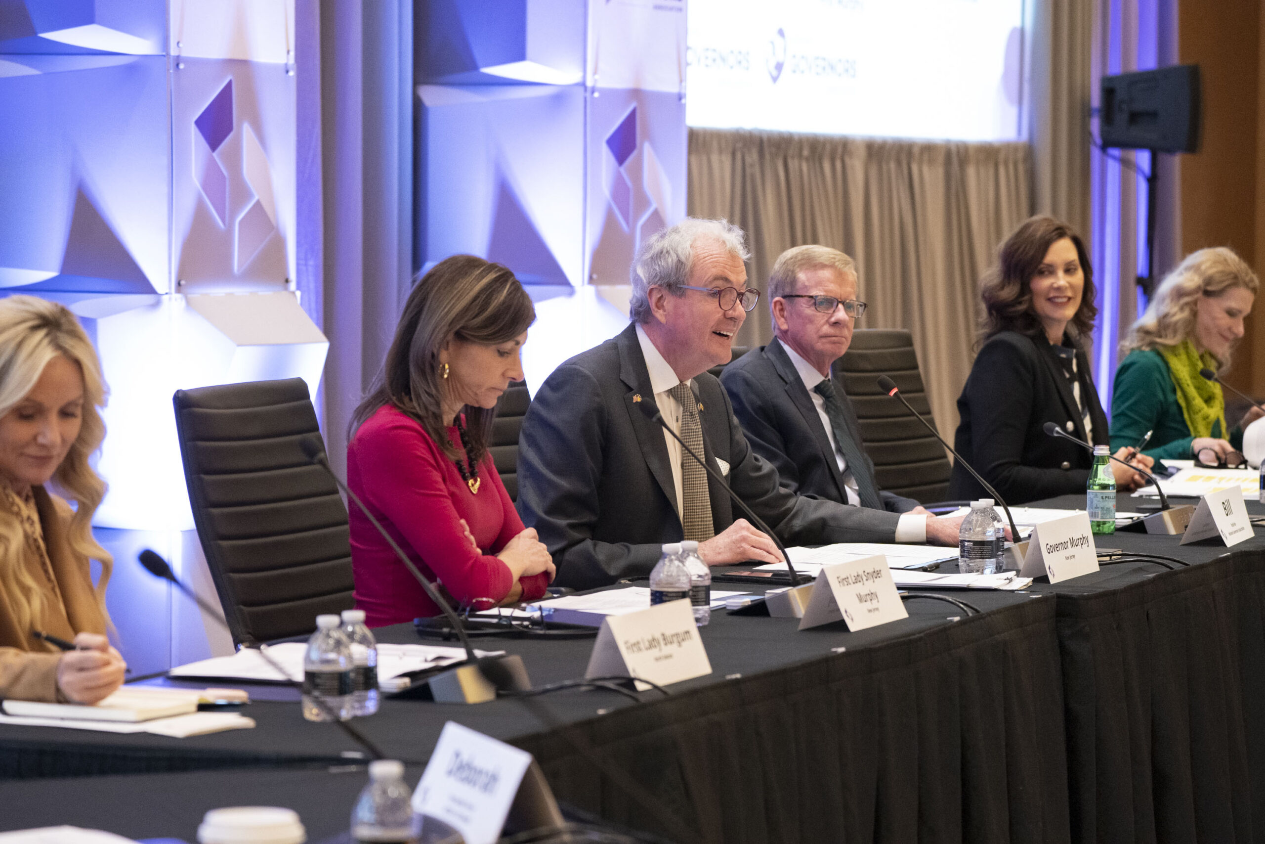 Governors Murphy, Whitmer Hold Convening on Strengthening Youth Mental Health - Vimarsana News